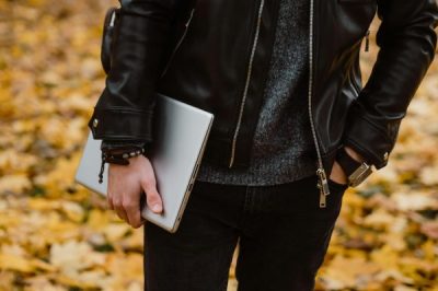 Fashion Kasual Pria 2025: Trend Modis dan Nyaman Sehari-hari