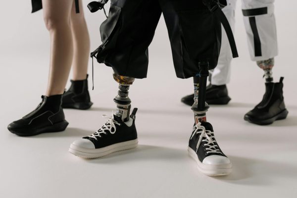 Sneakers Wanita 2025