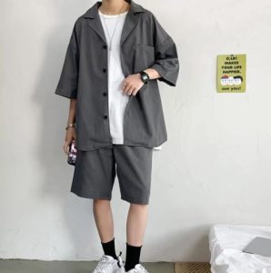 Celana yang Cocok untuk Baju Oversize