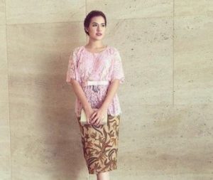 Outfit Kondangan Non Hijab